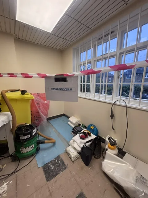 Asbestos floor tile and bitumen removal in Bloomsbury